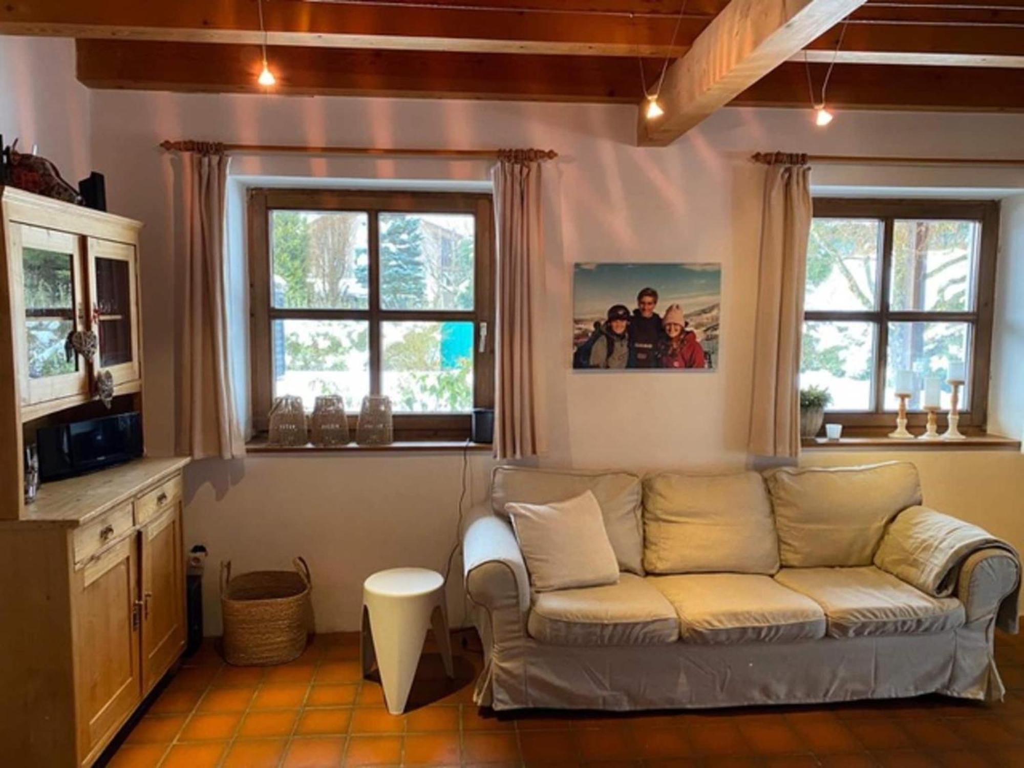Quaint Mansion Near Ski Bus In Goldegg Exterior photo